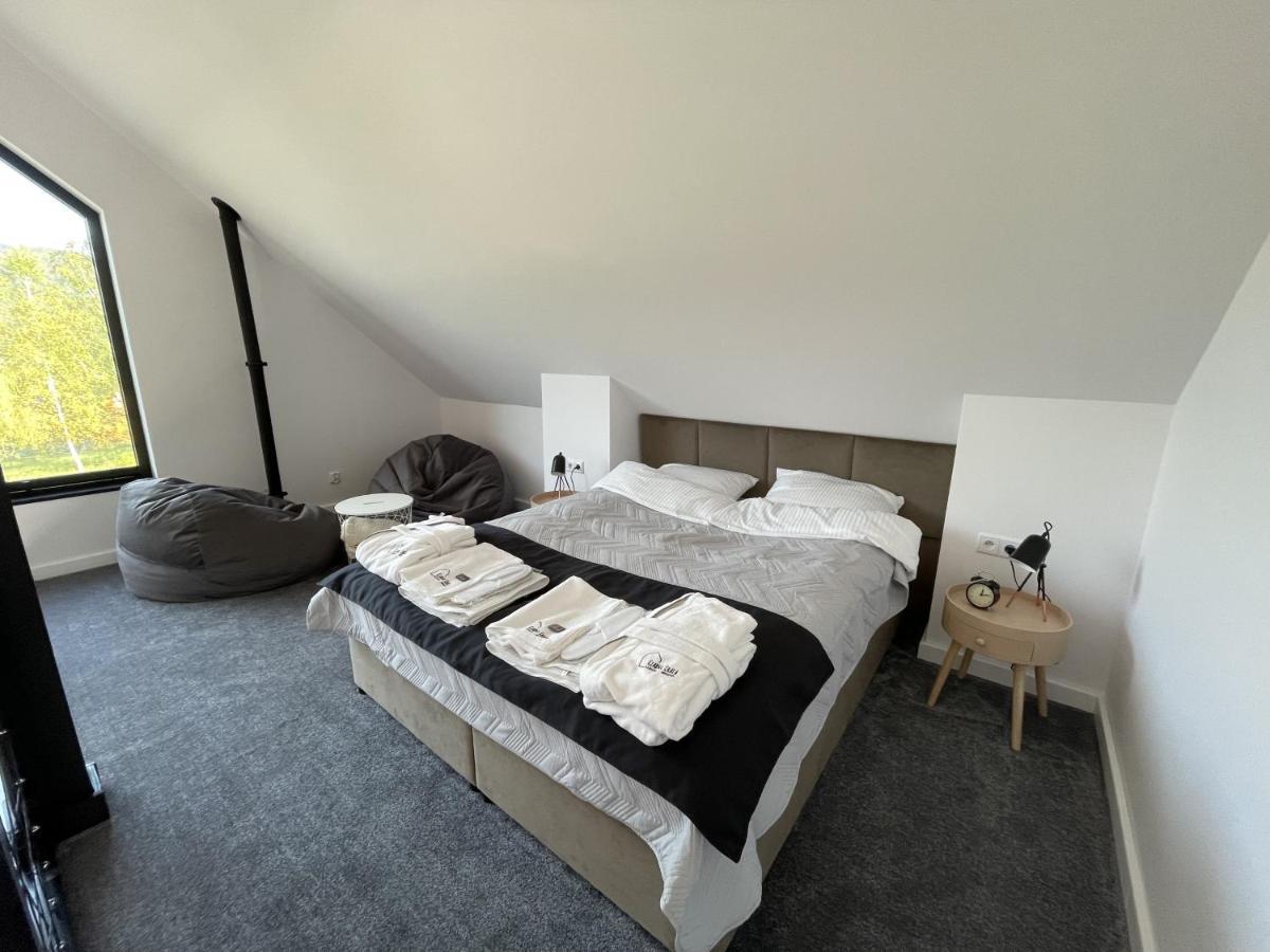 Czarna Luxury *